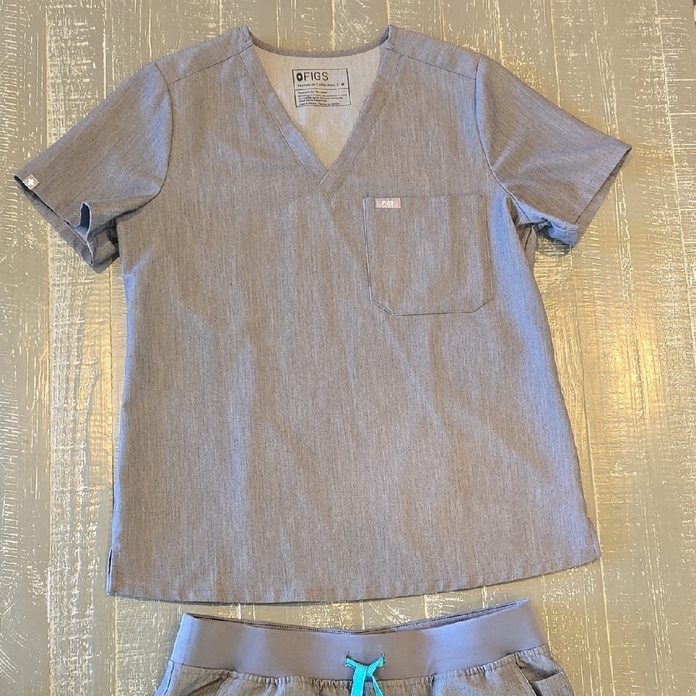 Figs Gray V-Neck Scrub Top